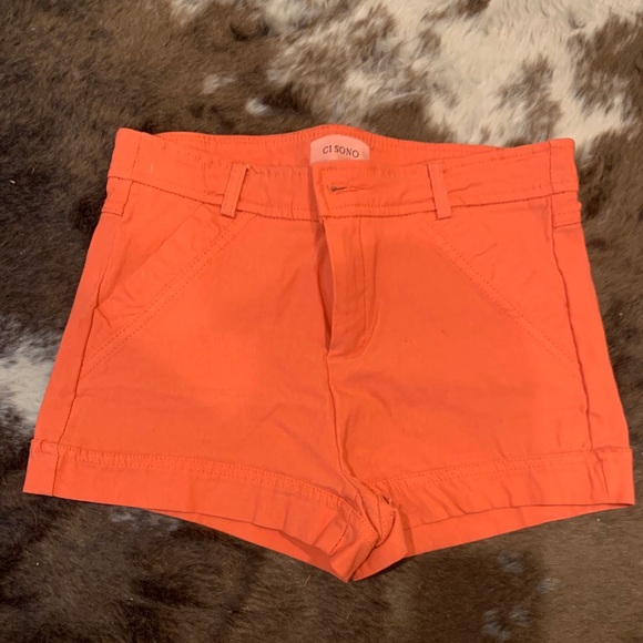 Ci Sono Bright Coral Shorts - Picture 1 of 3